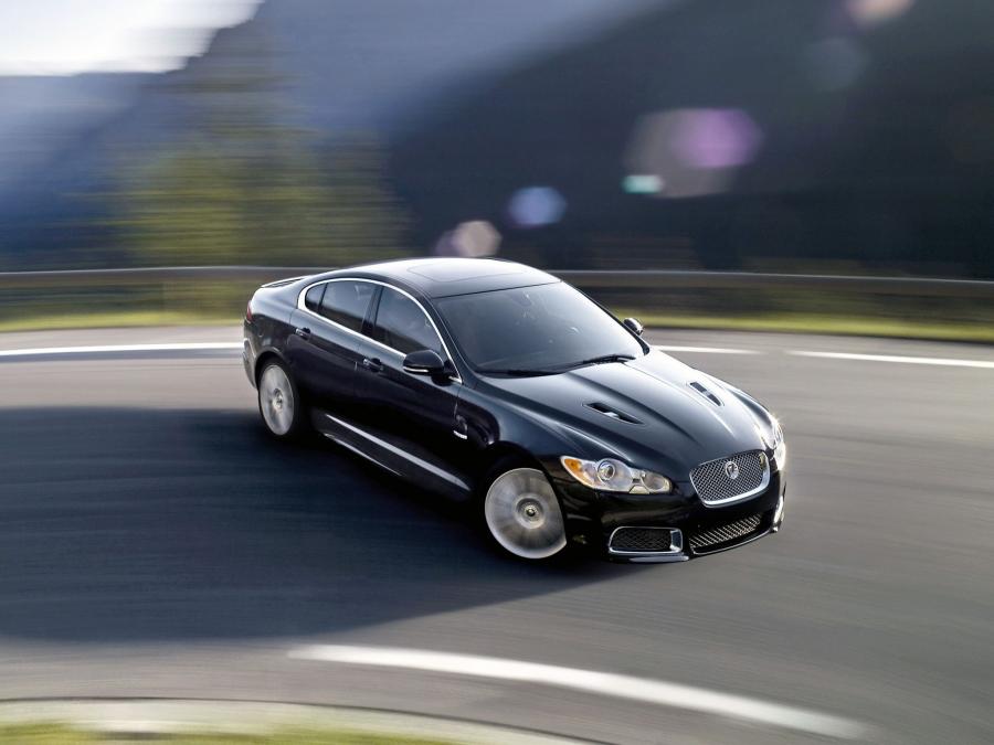  Jaguar XFR 2009 года  (фото 17 из 141)